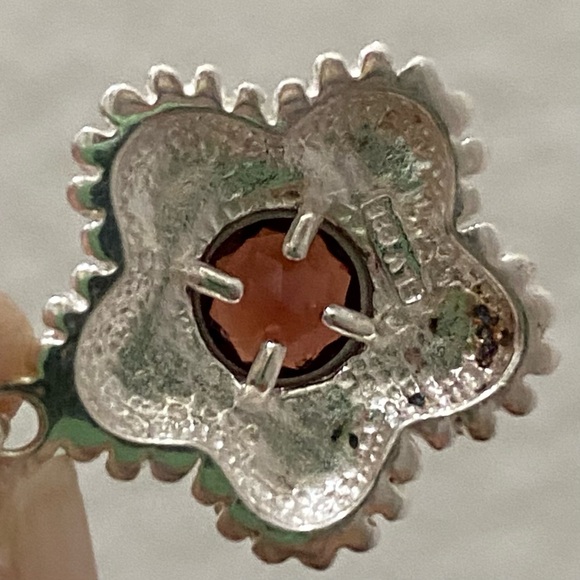 Vintage 925 Signed Sterling Silver Garnet Birthstone Flower Pendant 4g. - Picture 14 of 16